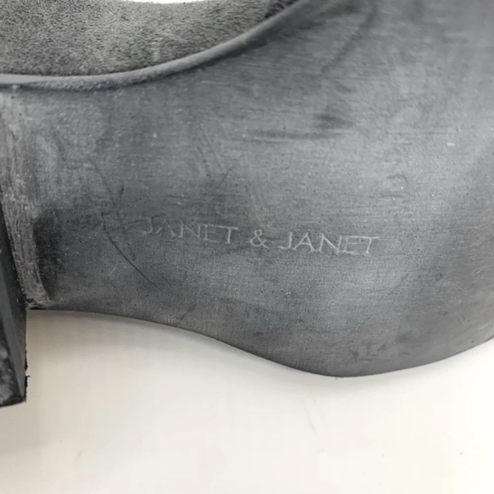 Janet & Janet Round Toe Single Strap Heel Gray Black 39EU Career Academia Office